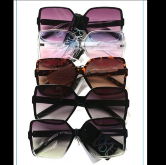 ❌SOLD❌4 piece set! - Picture 8 of 8